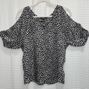 Express Cheetah Cold Shoulder Blouse Size XSmall